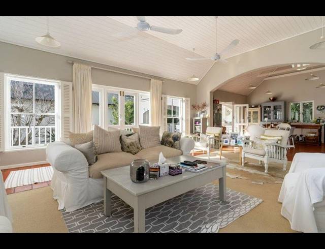 4 BEDROOM PROPERTY TO RENT IN LLANDUDNO